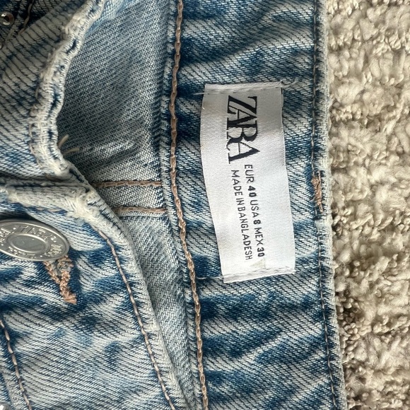 ZARA Rhinestone Embellished Light Wash Wide Leg Jeans | Size EUR 40 / US 8 - Picture 4 of 7